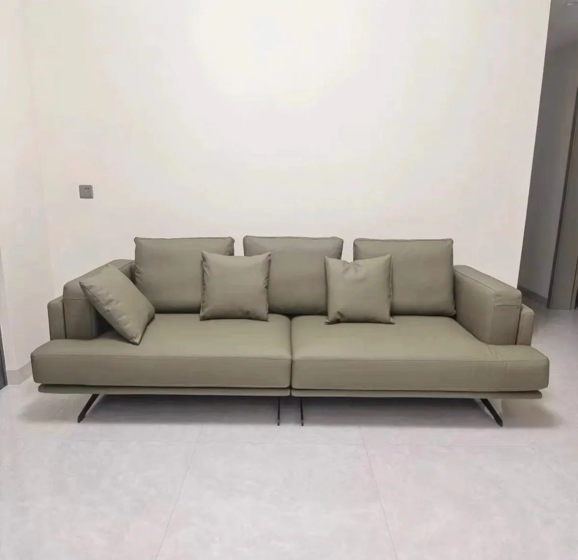 Kaysen Genuine Cowhide Leather Sofa