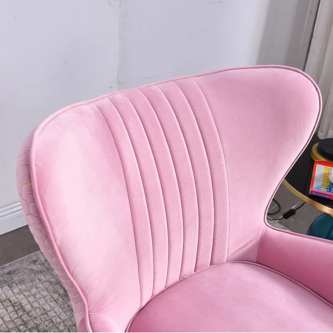 Rubeza Leo Lottie Collection Armchair - Taffy Pink