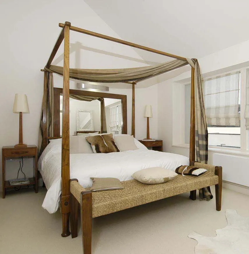 Shikari Bed