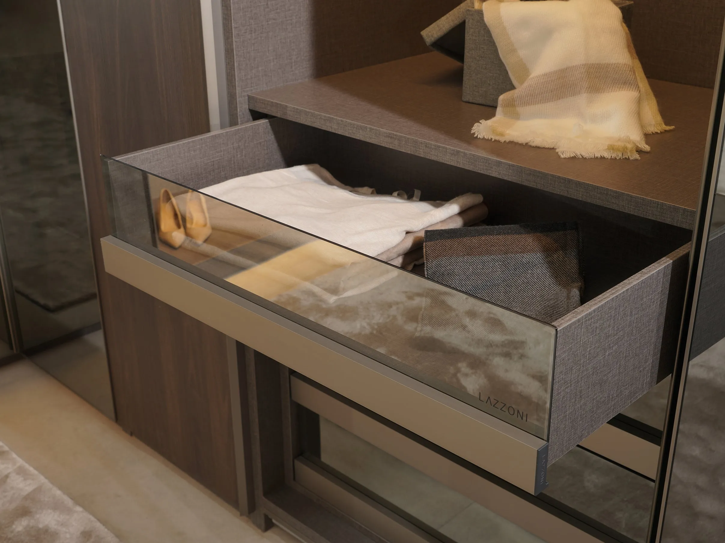 Span Wardrobe 270