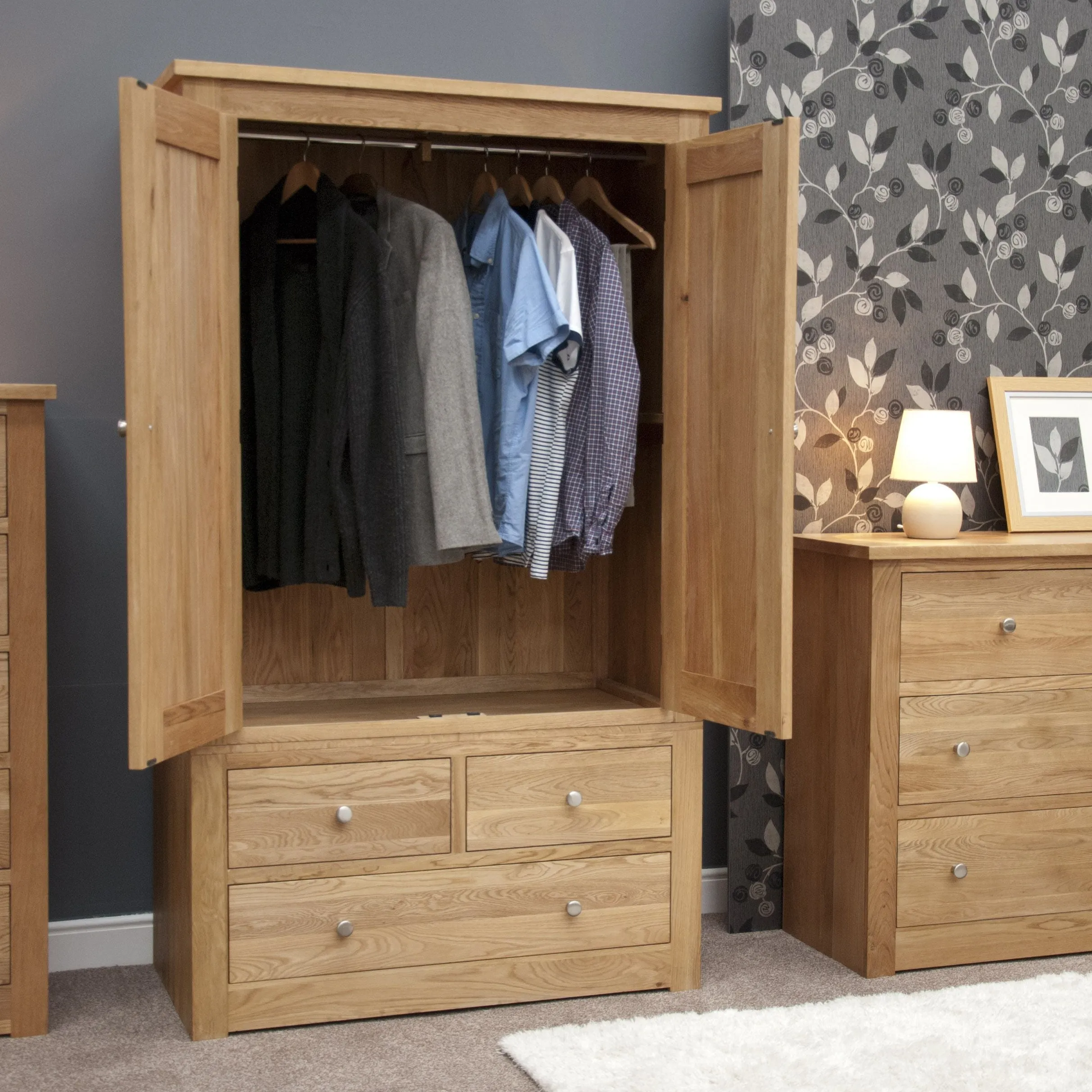 Torino Gents Wardrobe